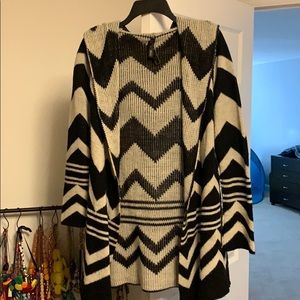 Black and cream chevron pattern cardigan